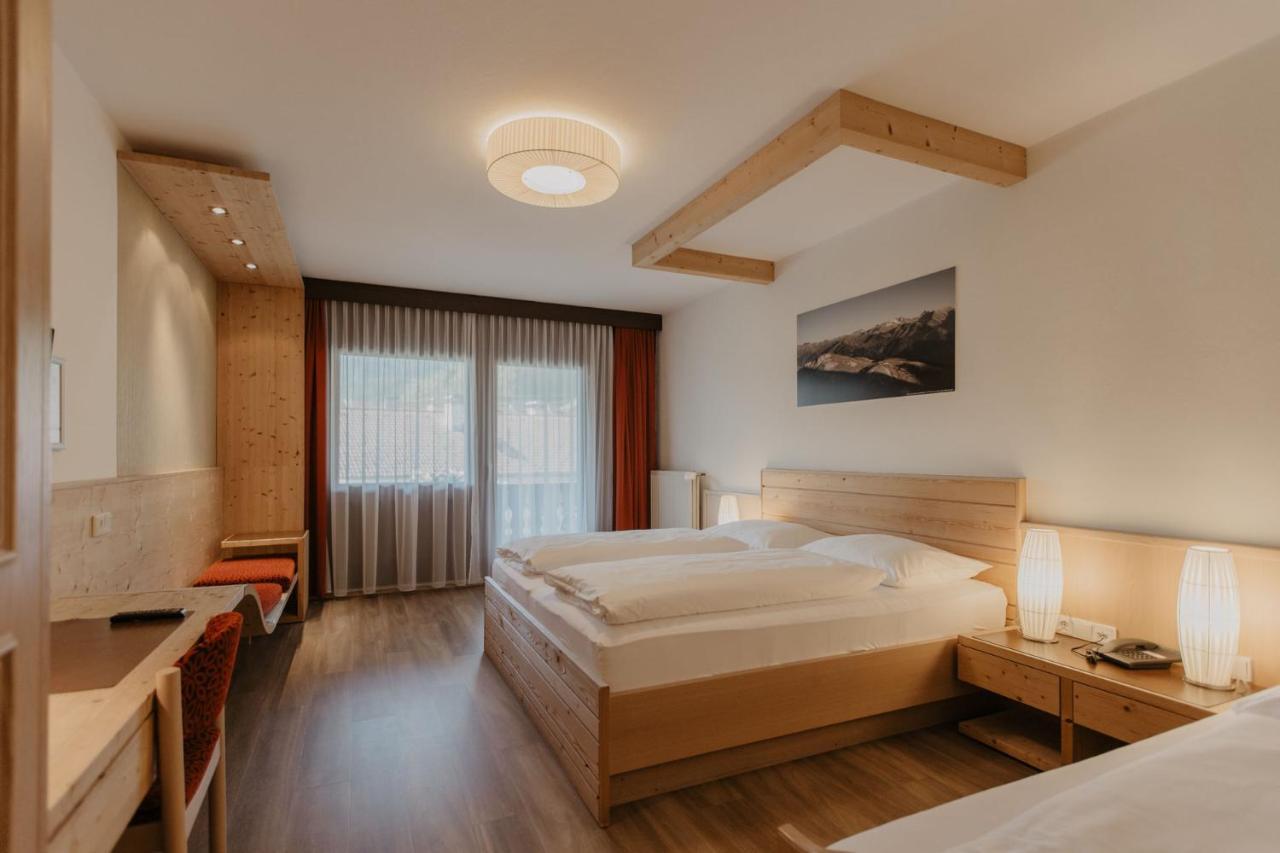 Parkhotel Matrei Matrei am Brenner Kültér fotó