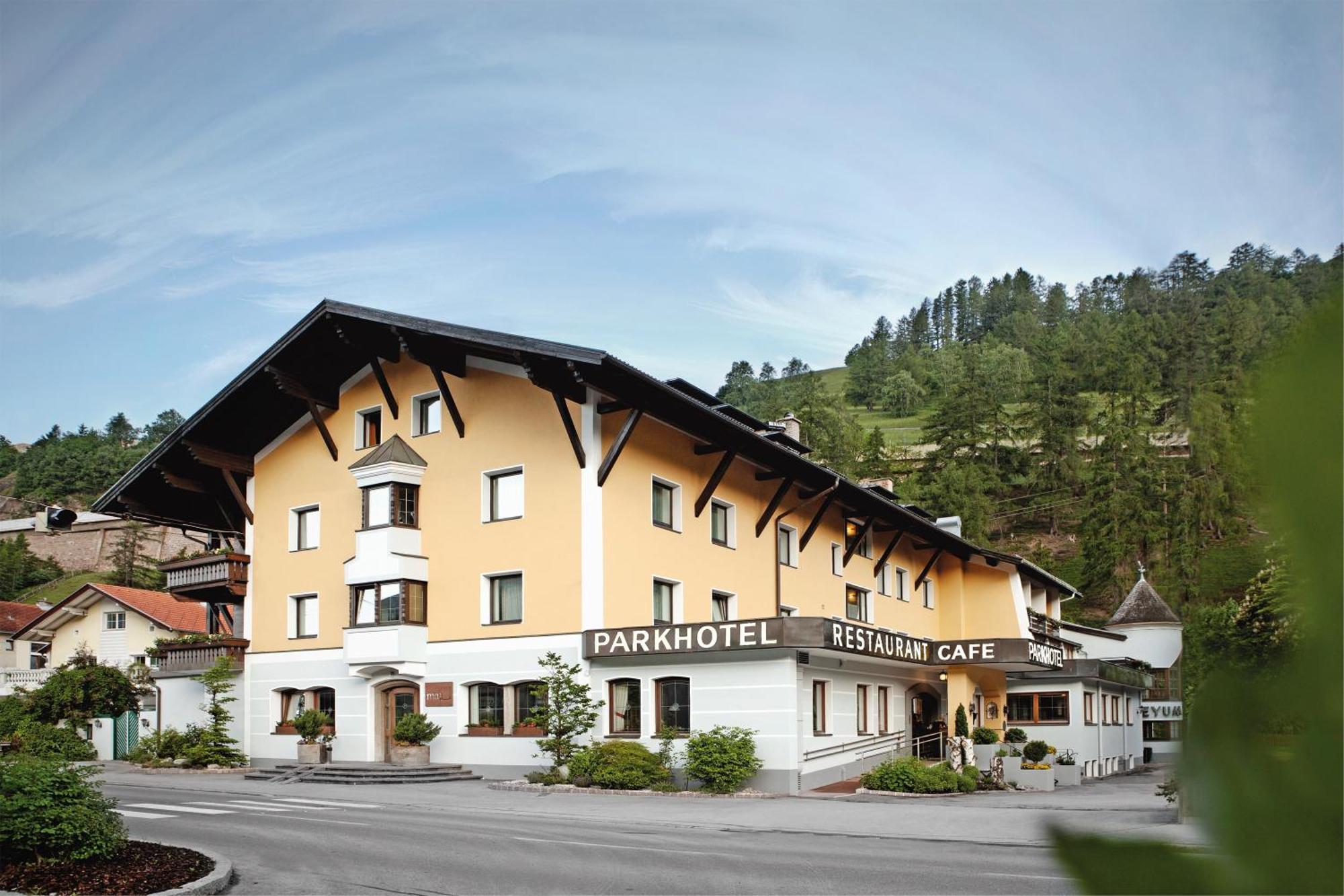 Parkhotel Matrei Matrei am Brenner Kültér fotó